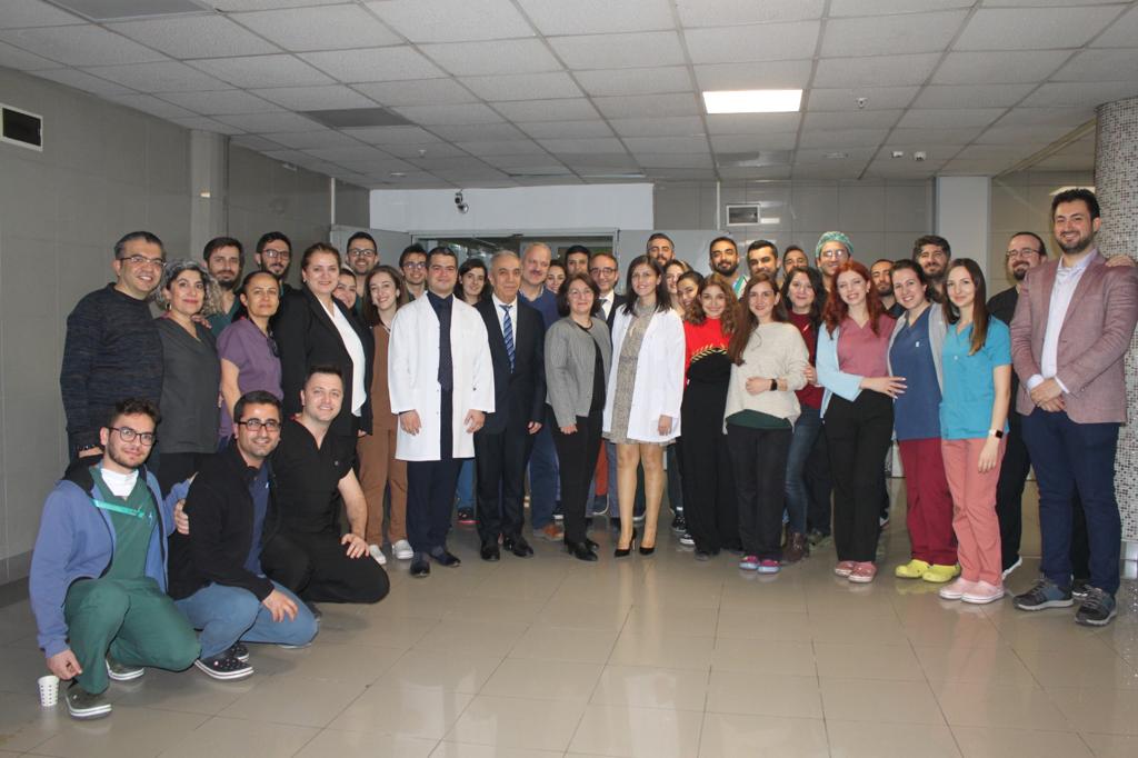 Yeni Uzmanlarımız Dr. Selim Can YIRTIMCI ve Dr. Kübra MIDIK YILDIRIM Anesteziyoloji ve Reanimasyon Kliniğimizden